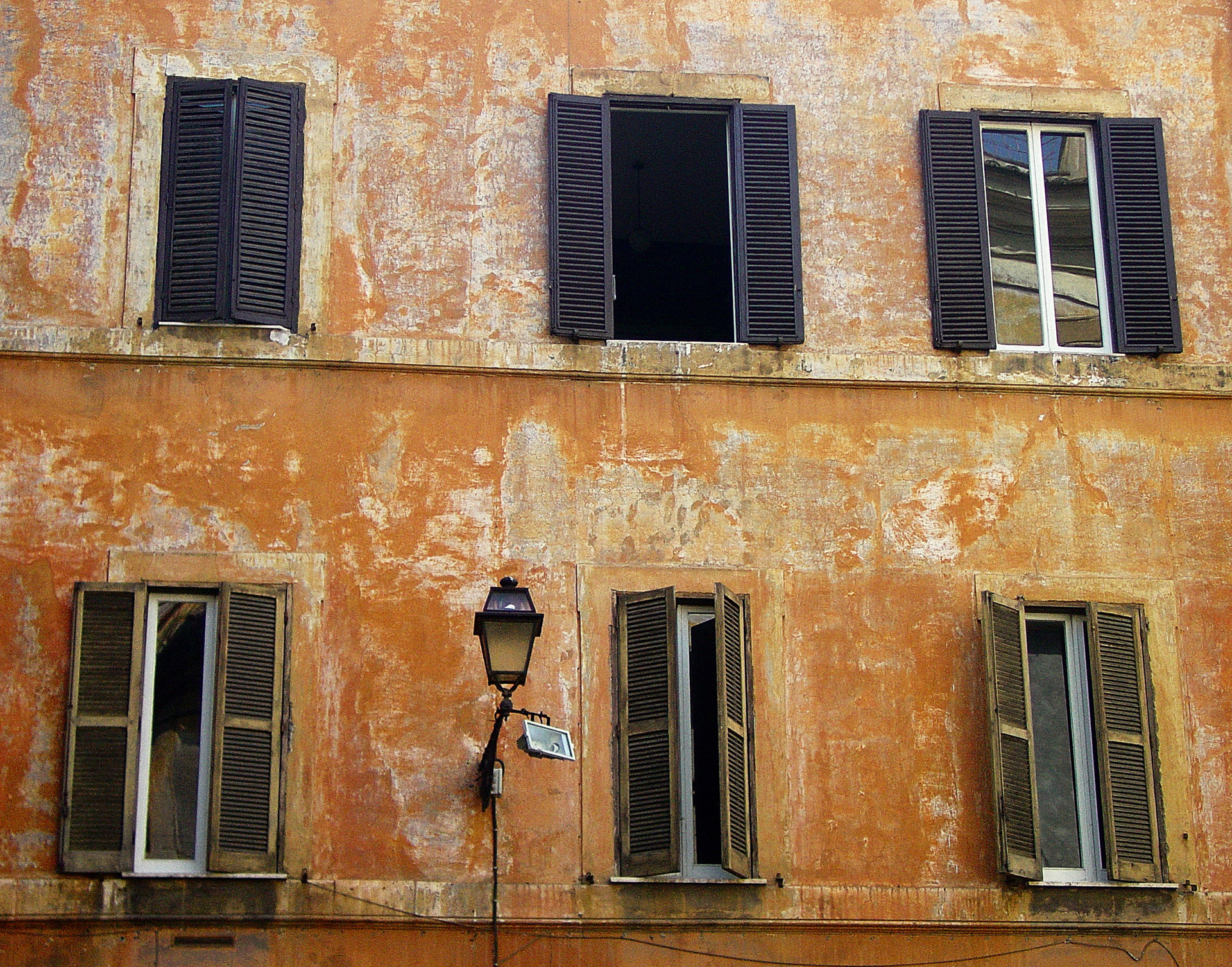 Włochy, Rzym, cykl okna, włoskie okna, podróże, podróże po Europie, fotografia Monika Turska