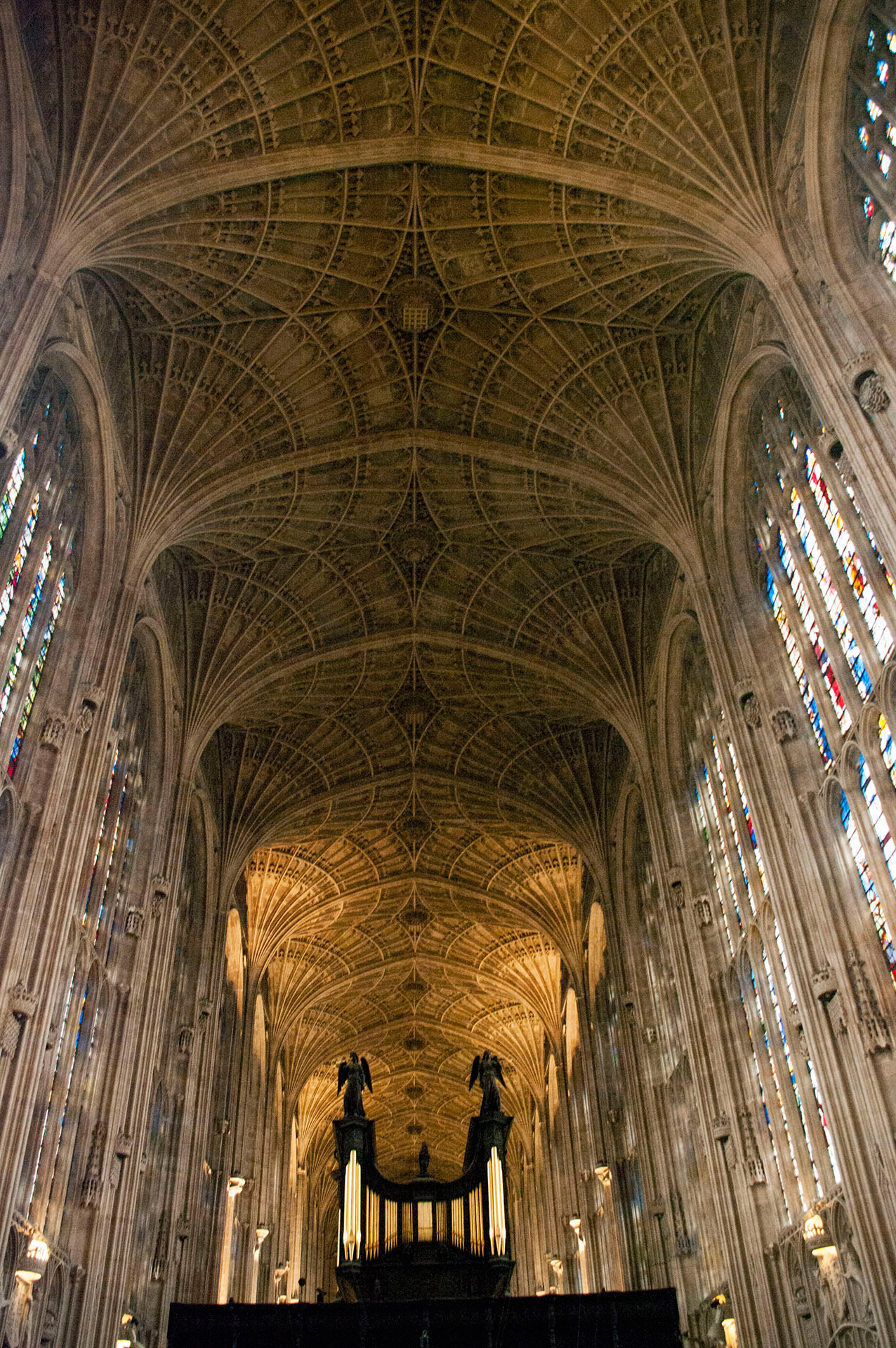 Katedra w Cambridge, średniowiecze, gotyk, sklepienie, podróże, podróże po Europie, fotografia Monika Turska