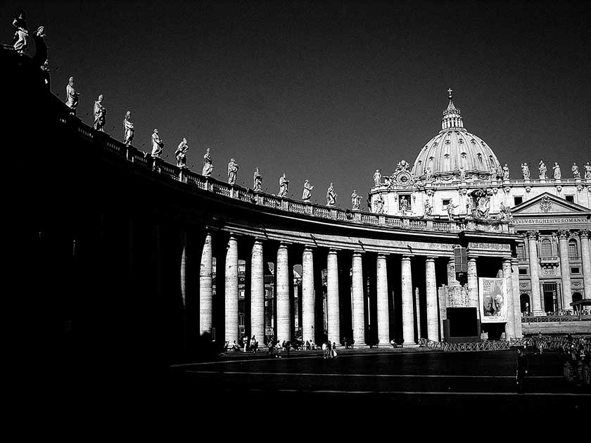 Rzym, architektura, Watykan, kolumnada Berniniego, podróże po Polsce, podróże, podróże po Europie, fotografia Monika Turska