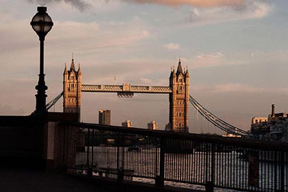 Londyn, zachód słońca, Tower Bridge, podróże, podróże po Europie, fotografia Monika Turska